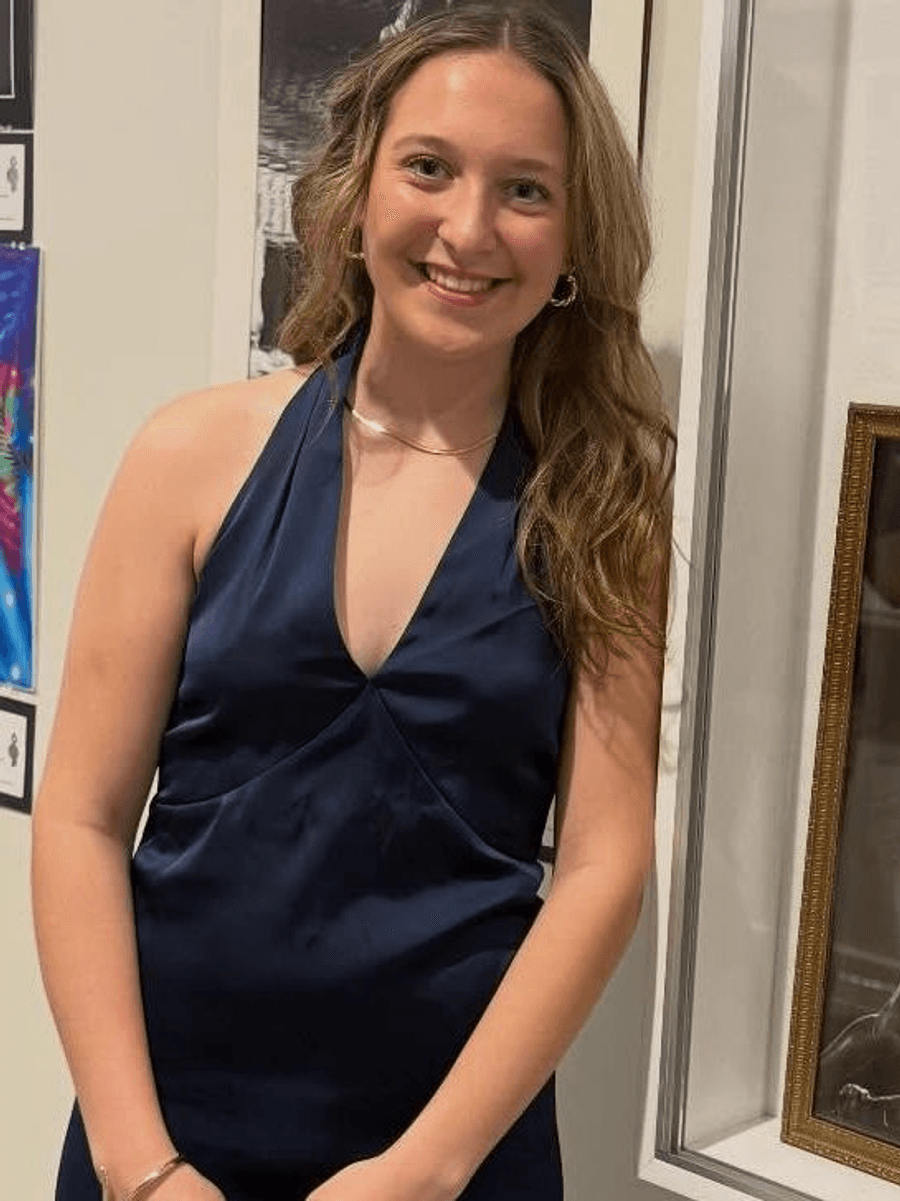 Alivia Fullerton, Admin Assistant at Sarasota Window Blinds.